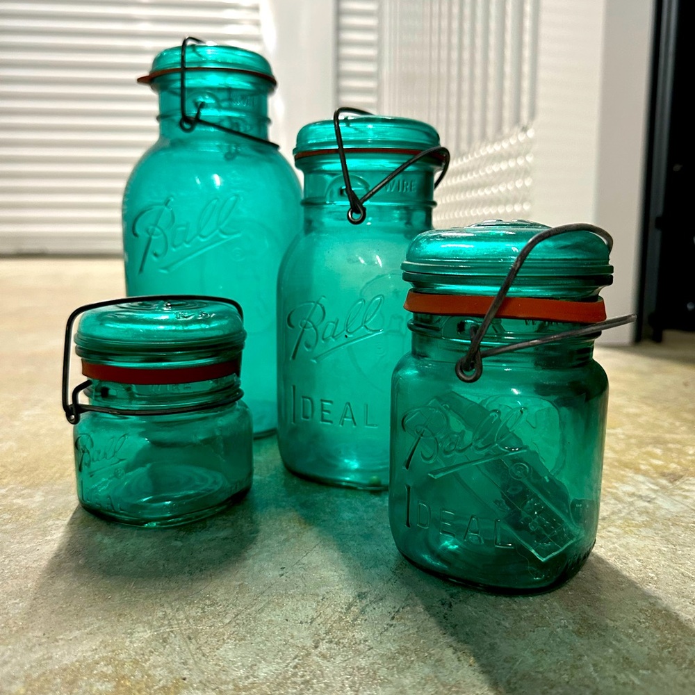 Ball Glass Jars ‘DEAL’